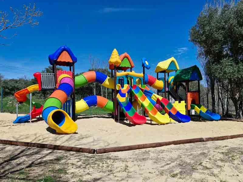 aire de jeux camping evasion a fontes